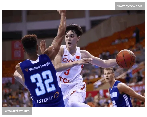 福建浔兴男篮俱乐部杯火力全开 高效进攻彰显新赛季潜力